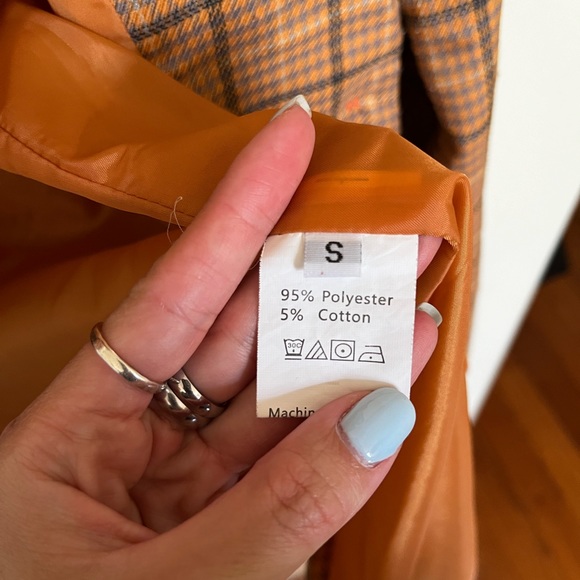 (SOLD) Multi-Print/Color Block Blazer - Picture 3 of 4